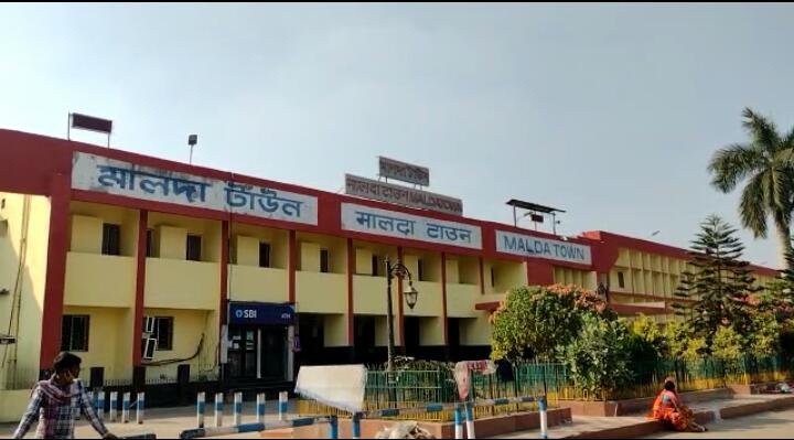 maldah medical college hospital