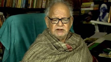 bengali writer Buddhadev Guha admitted to the hospital